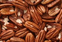 China eleva aranceles a nueces pecanas de México y EU